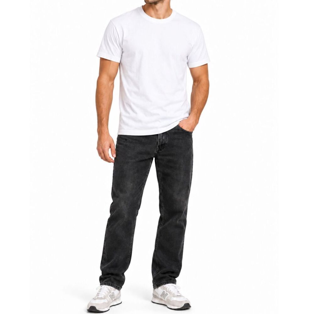 Wrangler Men’s Relaxed Fit Black Denim Jeans | Size 38x32